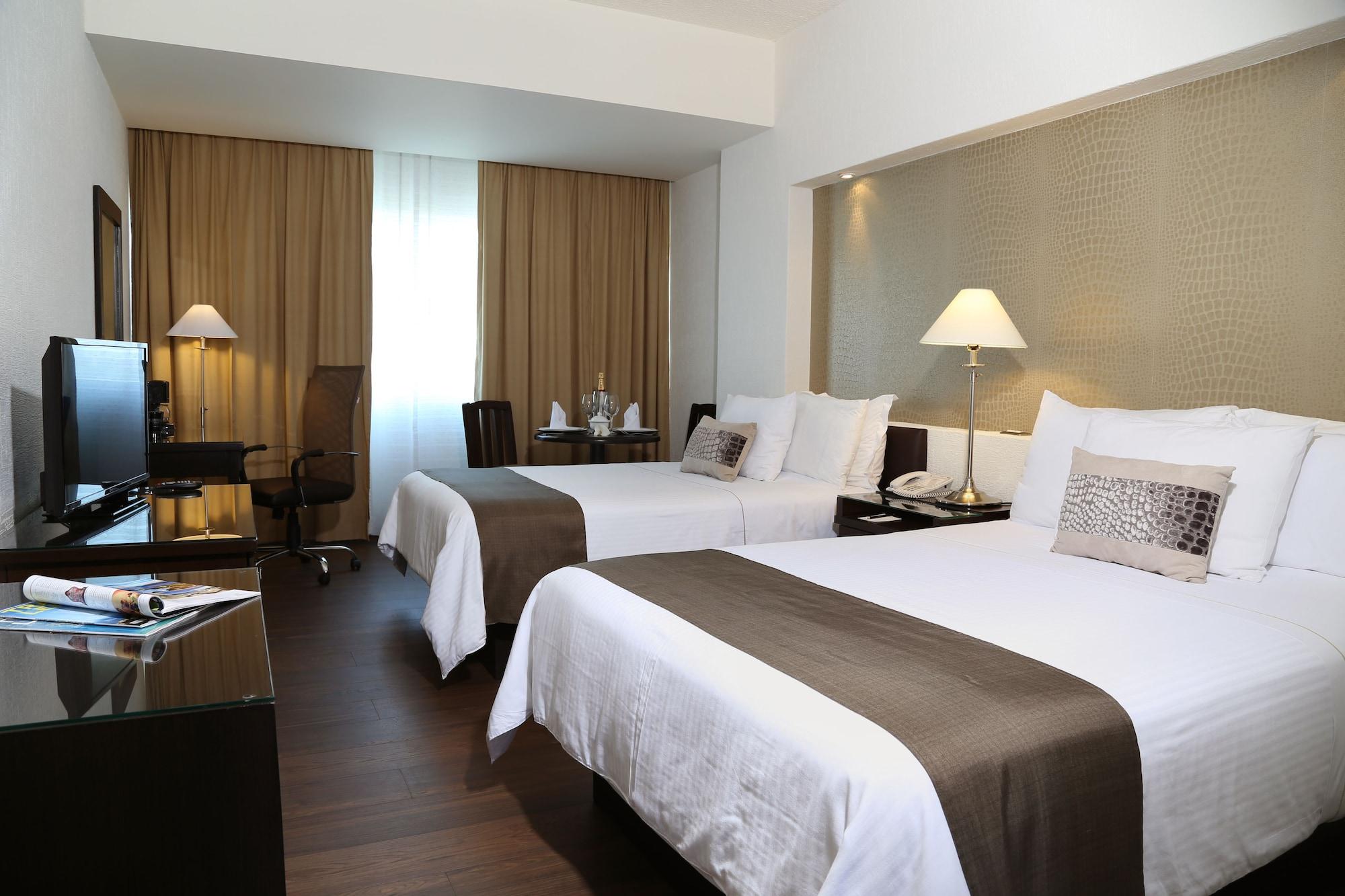 Meson Ejecutivo Guadalajara Minerva - Av Mexico Hotel Kültér fotó